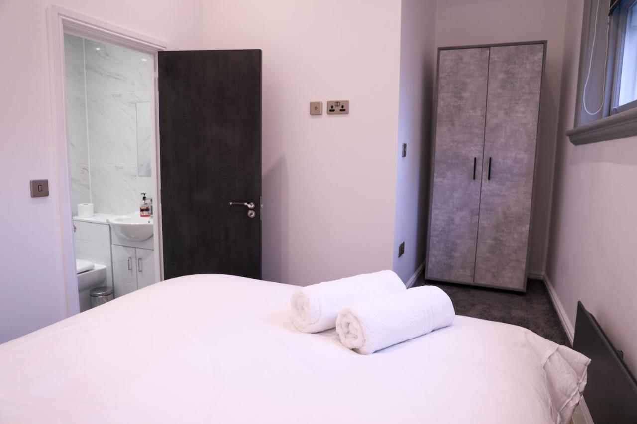16 Queen Avenue Collection By Happy Days Liverpool Eksteriør bilde