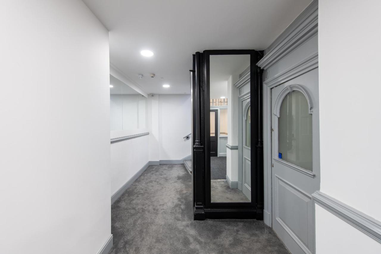 16 Queen Avenue Collection By Happy Days Liverpool Eksteriør bilde
